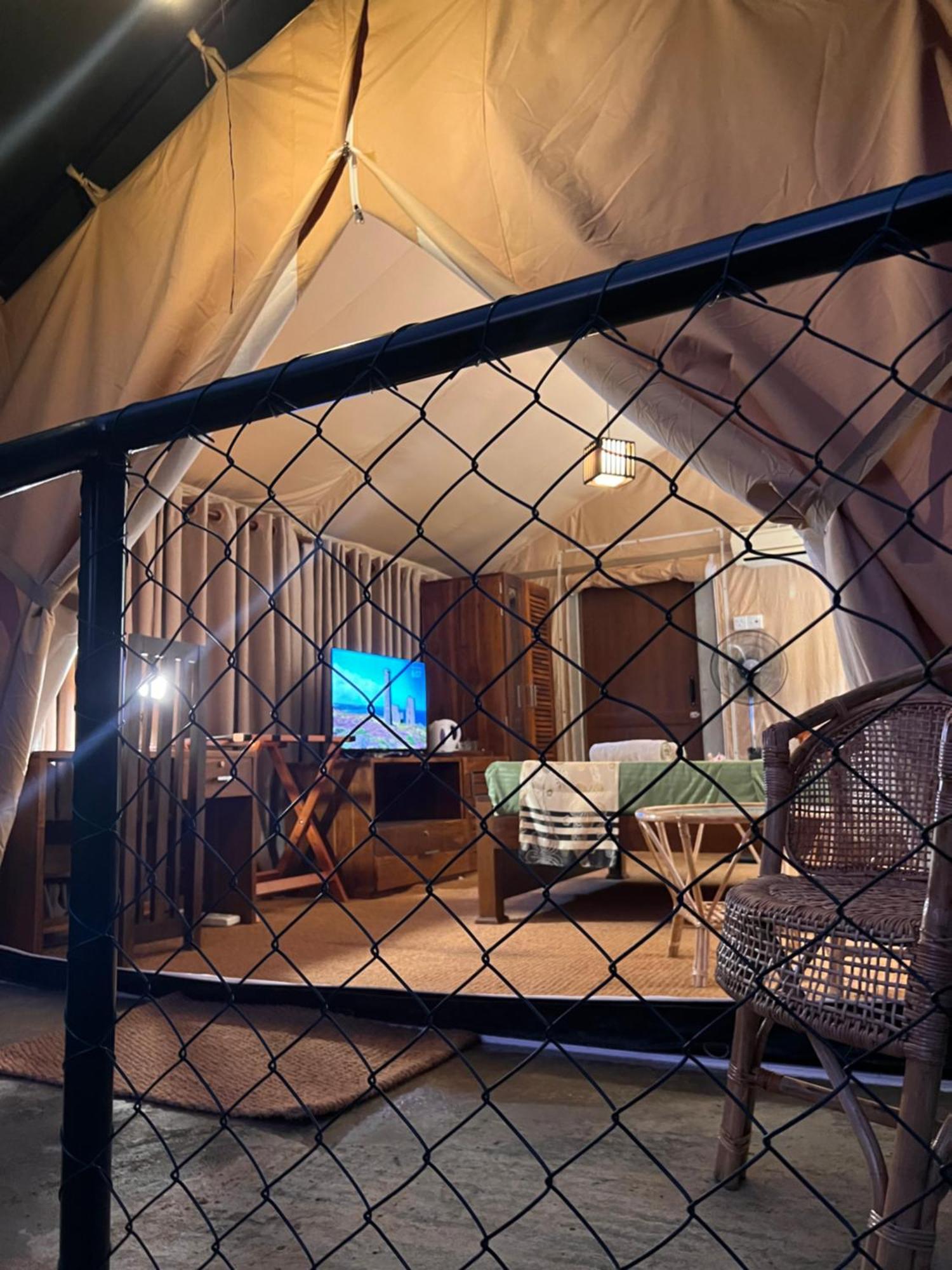 At One - Glamping Hotel Rekawa Luaran gambar