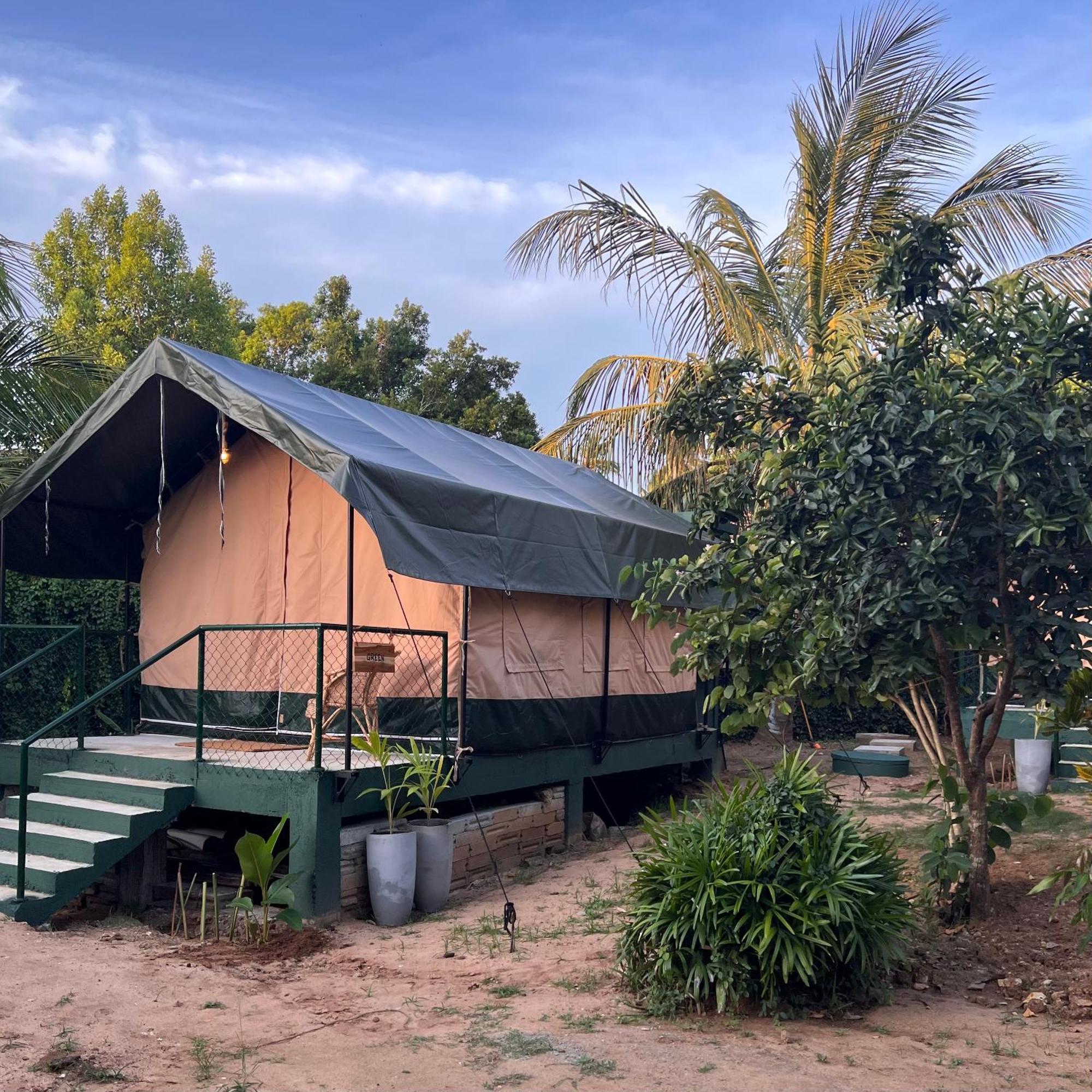 At One - Glamping Hotel Rekawa Luaran gambar