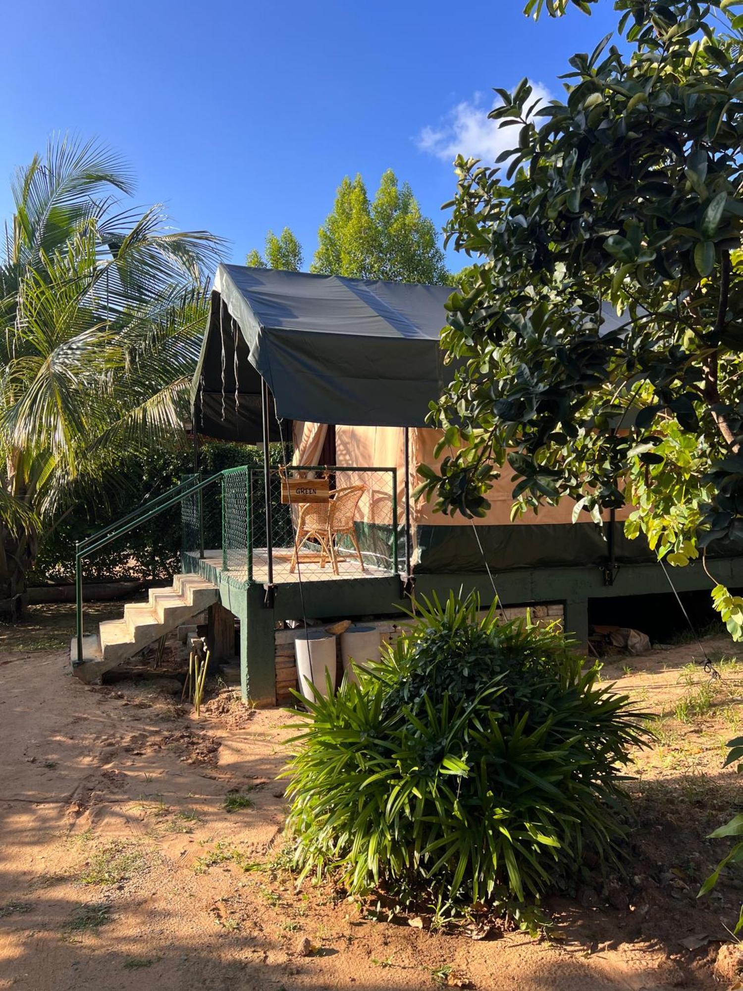 At One - Glamping Hotel Rekawa Luaran gambar