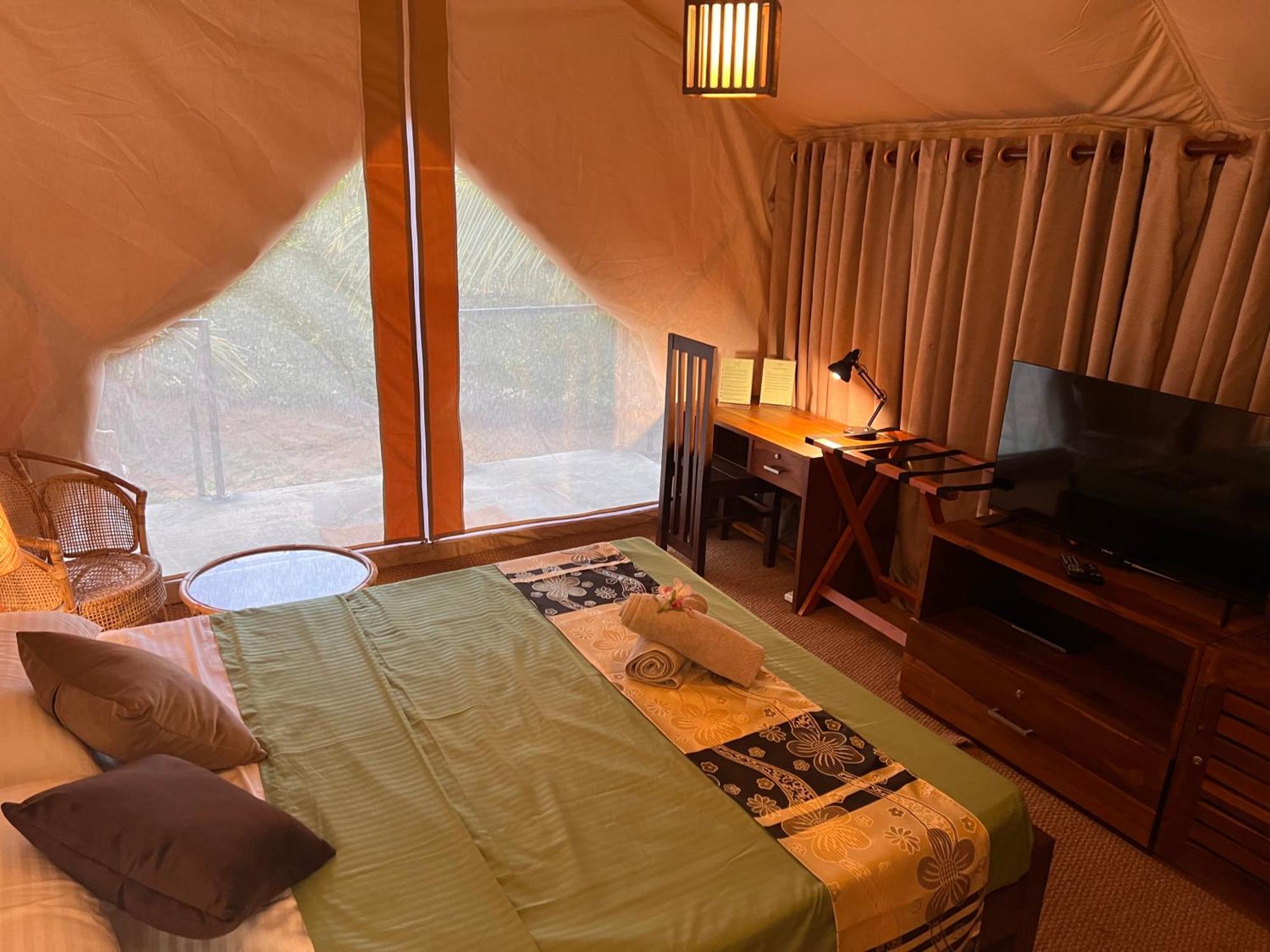 At One - Glamping Hotel Rekawa Luaran gambar